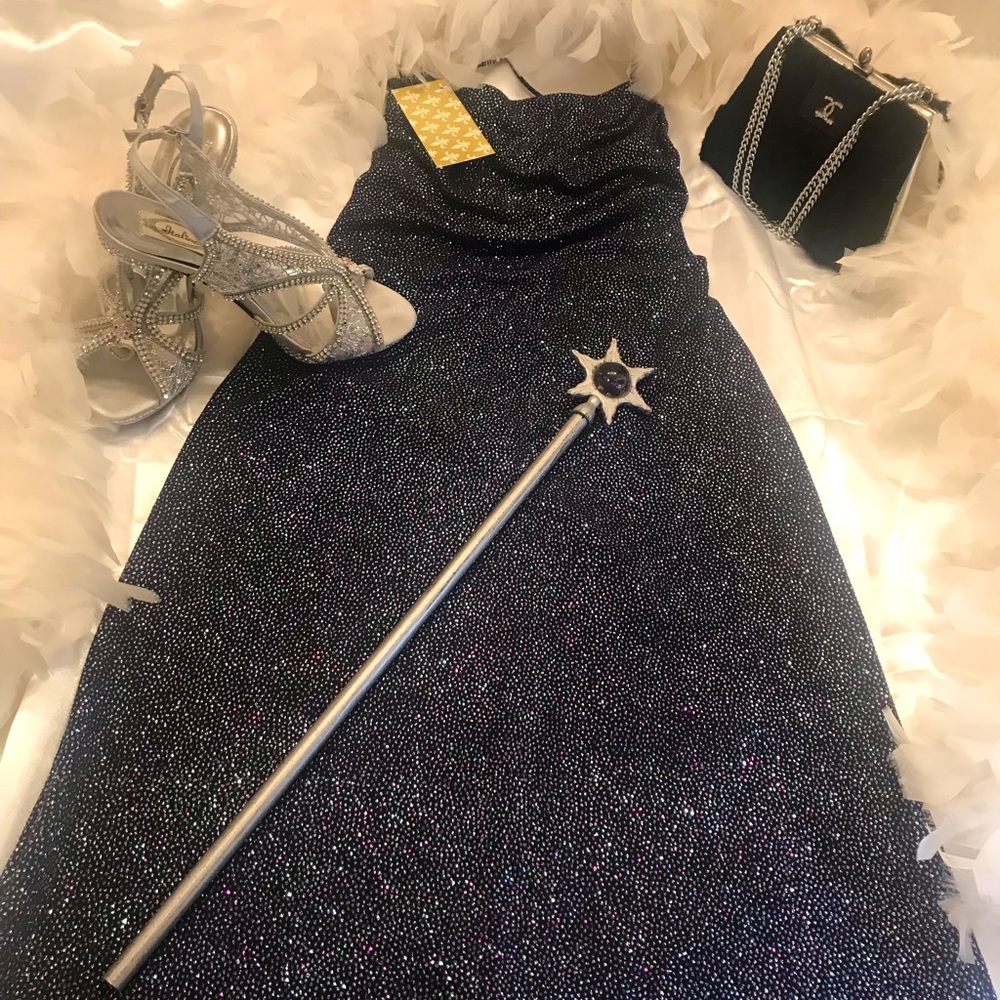 Gorgeous vintage sapphire blue💙and pink 💖 pixie dress 🧚‍♀️